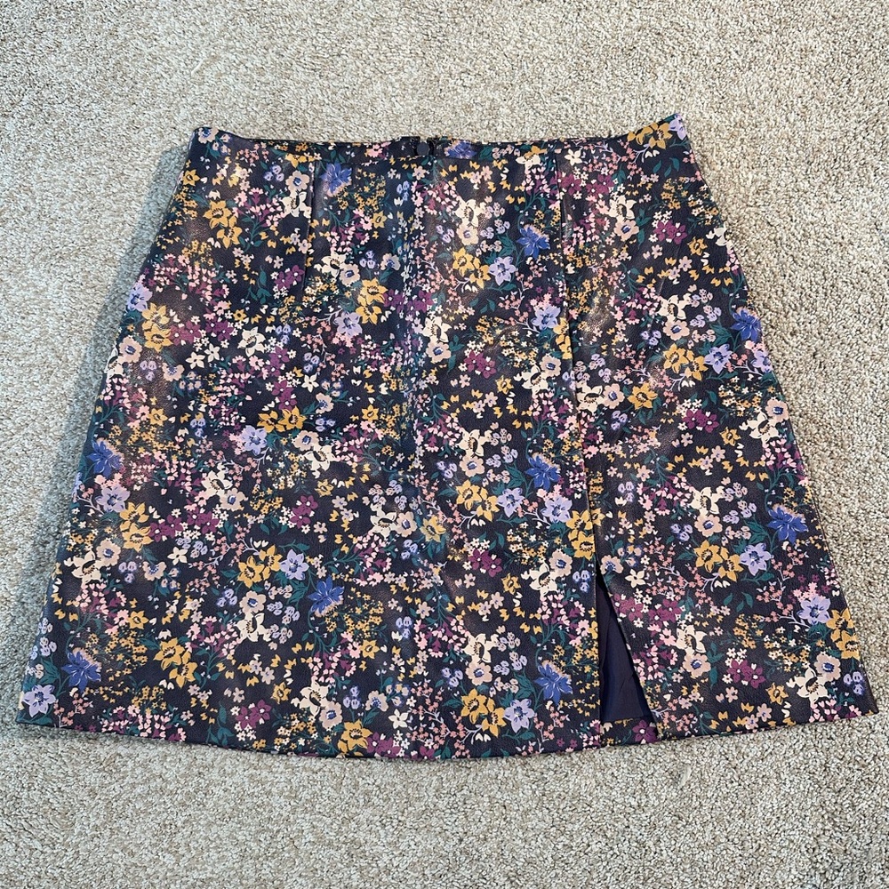 NWT Maeve Faux Leather Side-Slit Multicolor Floral Mini Skirt